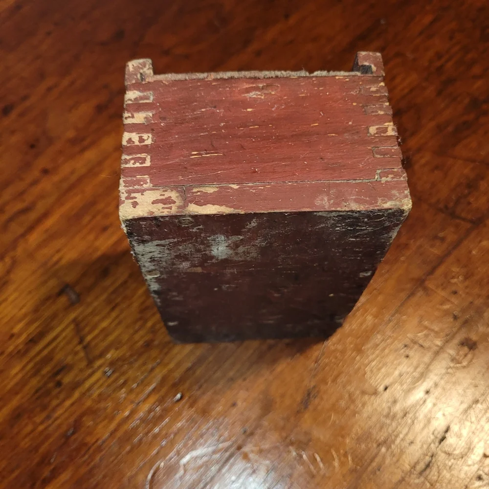 Vintage Wooden Box - Picture 5 of 7